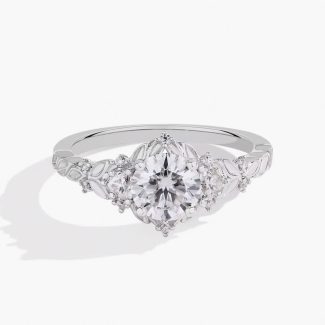 luxury moissanite ring