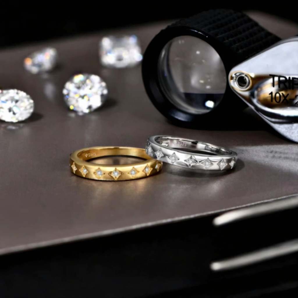 women star wedding band